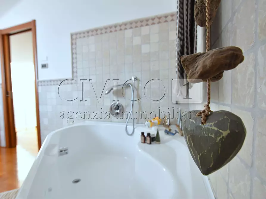 Immagine 30 di Villa in vendita  in Via Bolzano a Saonara