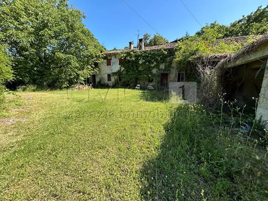 Immagine 15 di Rustico / casale in vendita  in Via Tavella 10 a Barbarano Mossano