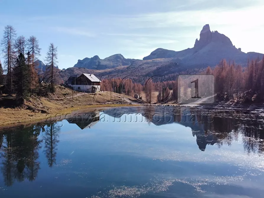 Immagine 12 di Casa semindipendente in vendita  in Via Lungoboite a Cortina D'ampezzo