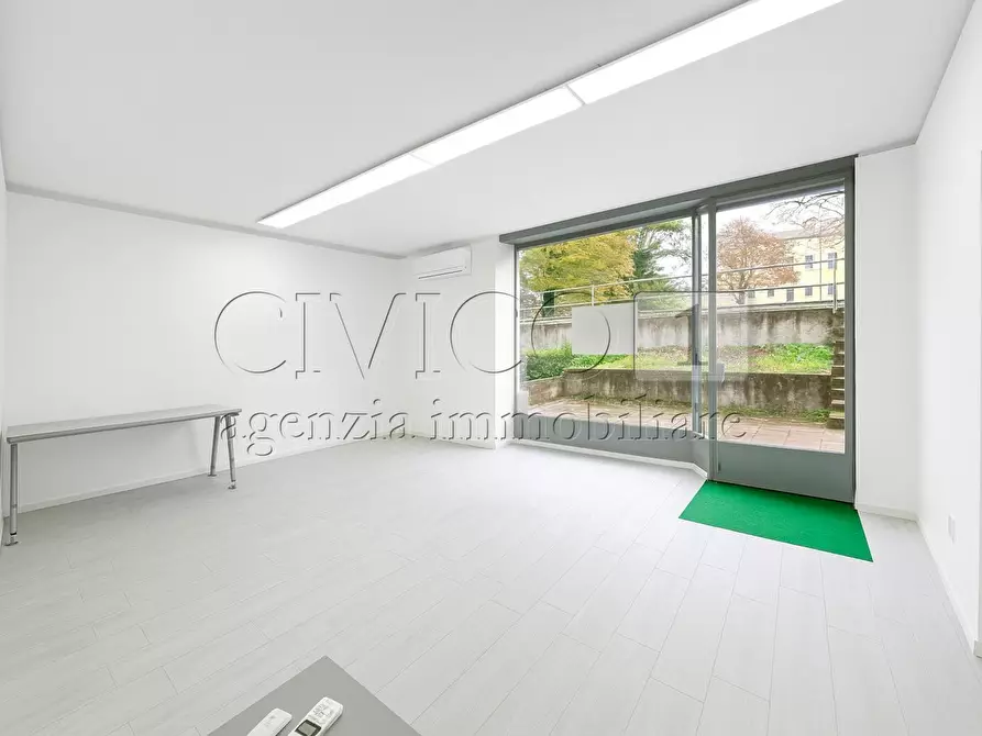 Immagine 6 di Locale commerciale in affitto  in Via Riviera Berica 61 a Barbarano Mossano