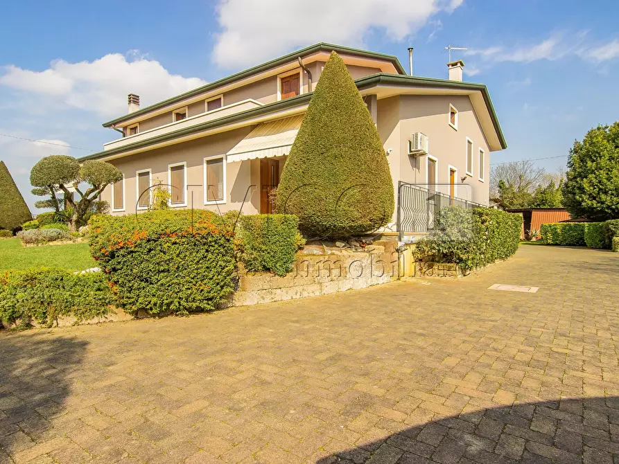 Immagine 1 di Casa bifamiliare in vendita  in Via Ponte 88 a Barbarano Mossano