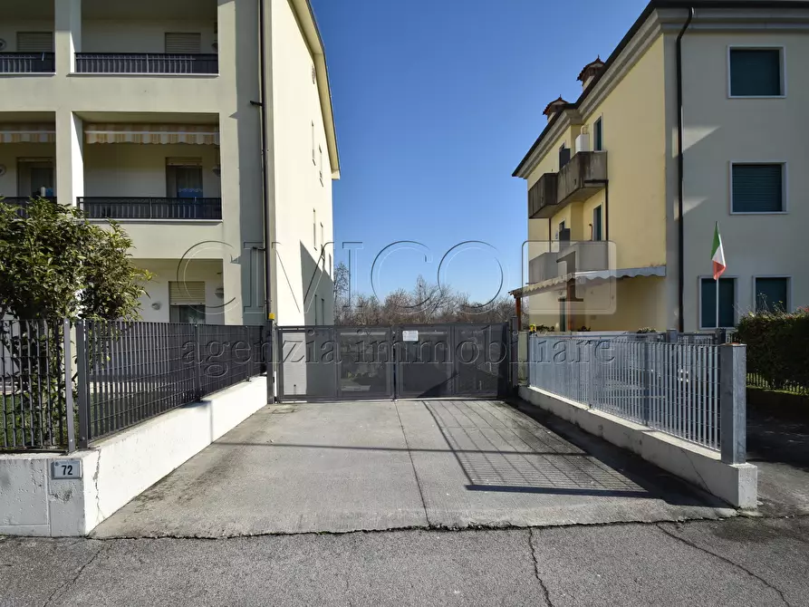 Immagine 21 di Appartamento in vendita  in Via Ferraro 80 a Dueville