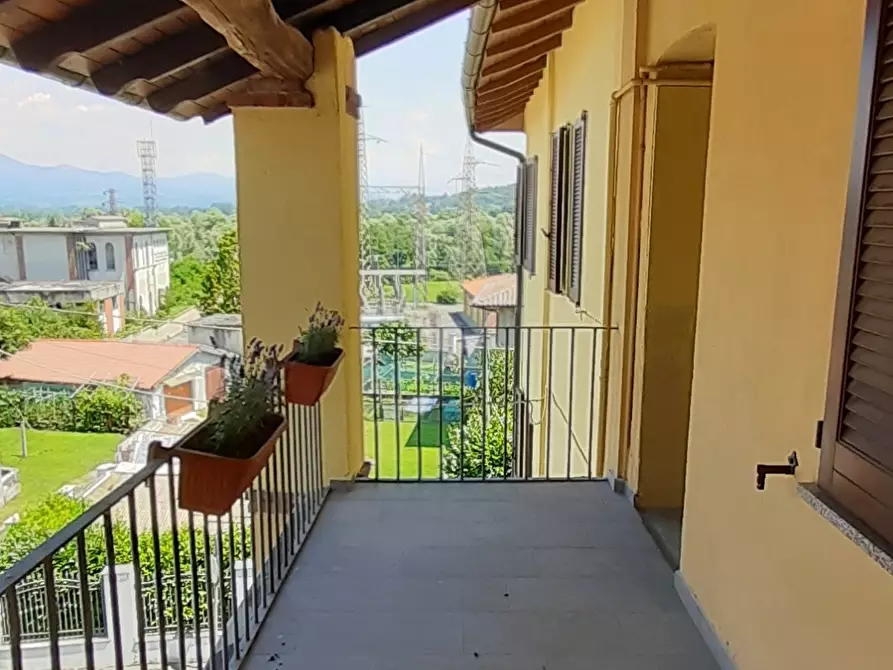 Immagine 7 di Bilocale in affitto  in piazza Unità d'Italia 10 a Varano Borghi