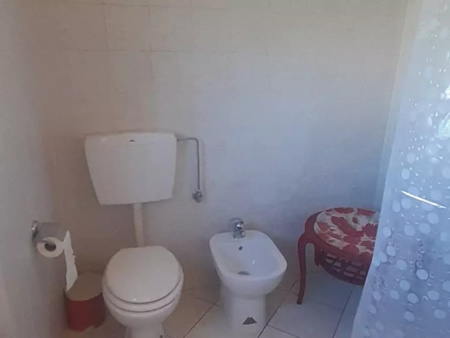 Immagine 6 di Locale commerciale in affitto  in Via Armando Diaz 7 a Somma Lombardo