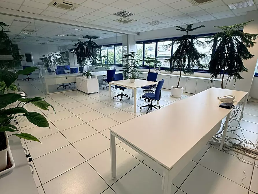 Immagine 2 di Ufficio in affitto  in Via Sempione 30 a Vergiate