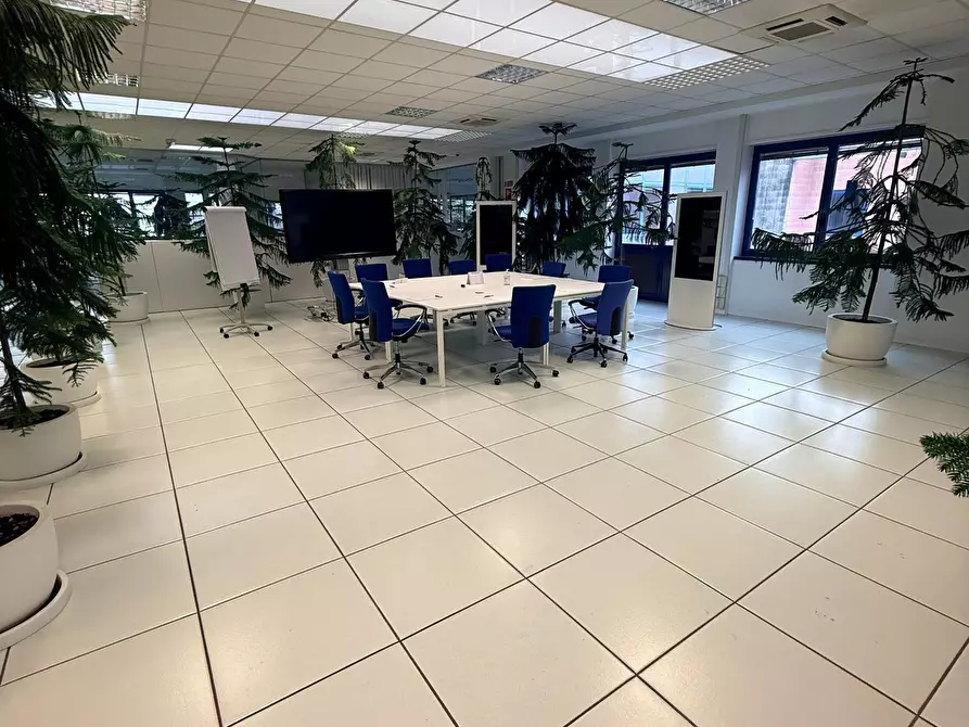 Immagine 11 di Ufficio in affitto  in Via Sempione 30 a Vergiate