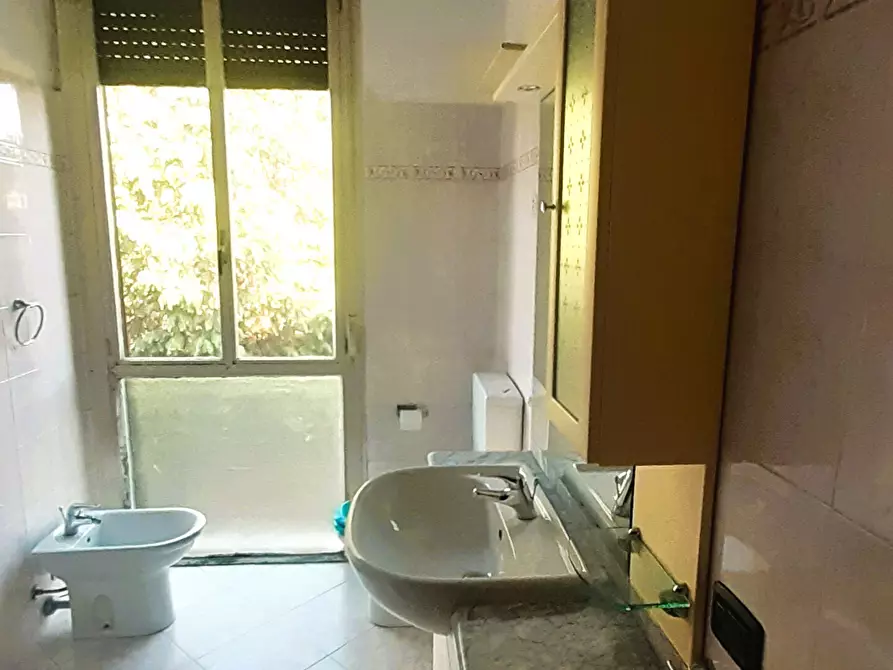 Immagine 10 di Trilocale in vendita  in Via Neruda 12 a Arsago Seprio