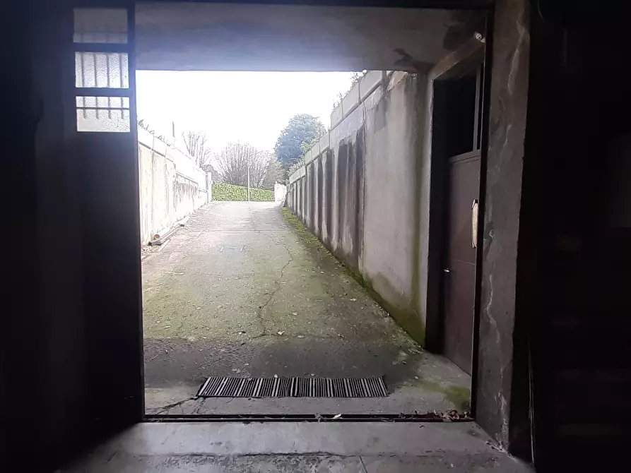 Immagine 4 di Capannone industriale in affitto  in Via A. Sciesa a Cardano Al Campo