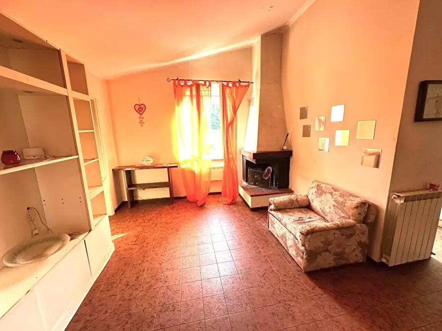 Immagine 25 di Mansarda in vendita  in Via Maestà 23A a Ameglia