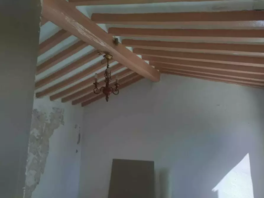 Immagine 19 di Casa semindipendente in vendita  in Via Montebello 35 a Carrara