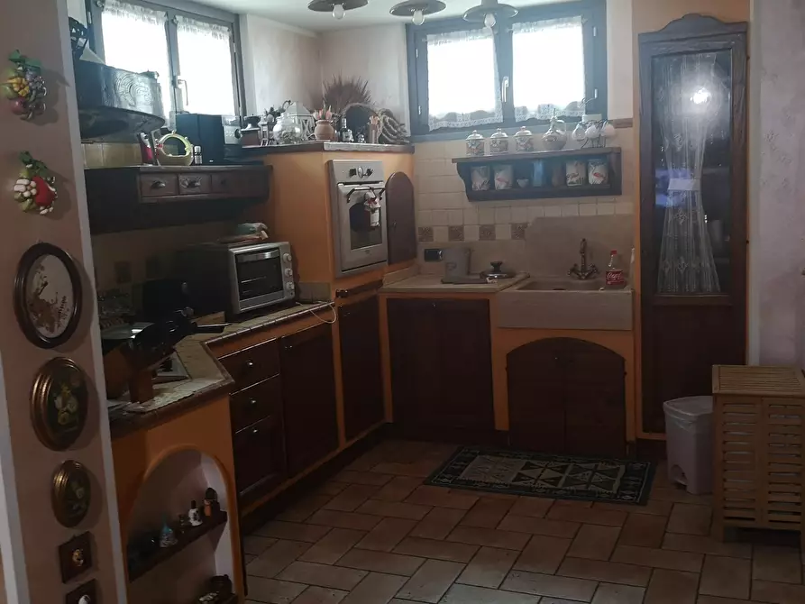 Immagine 16 di Casa semindipendente in vendita  in Piazza Marco Tosini a Castelnuovo Magra