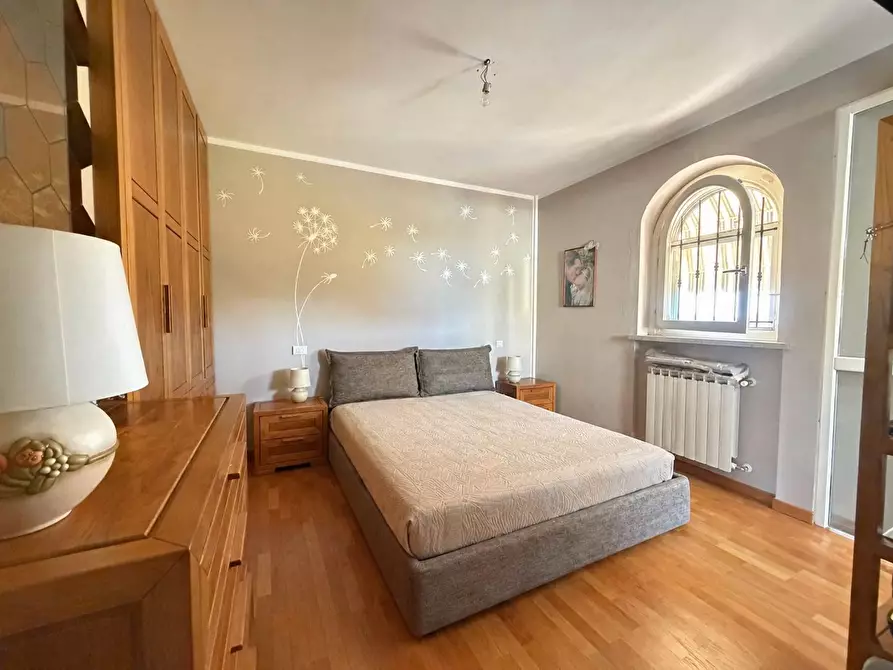 Immagine 9 di Casa semindipendente in vendita  in Via della Pace 24 a Castelnuovo Magra
