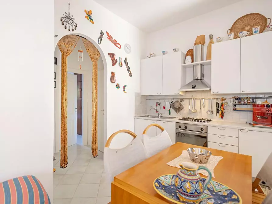 Immagine 15 di Appartamento in vendita  in Via Don Celsi 5 a Ameglia