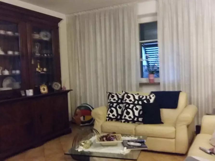 Immagine 17 di Casa semindipendente in vendita  in CORSO 40 a Ortonovo