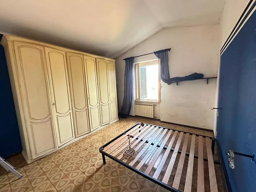 Immagine 10 di Mansarda in vendita  in Via Maestà 23A a Ameglia