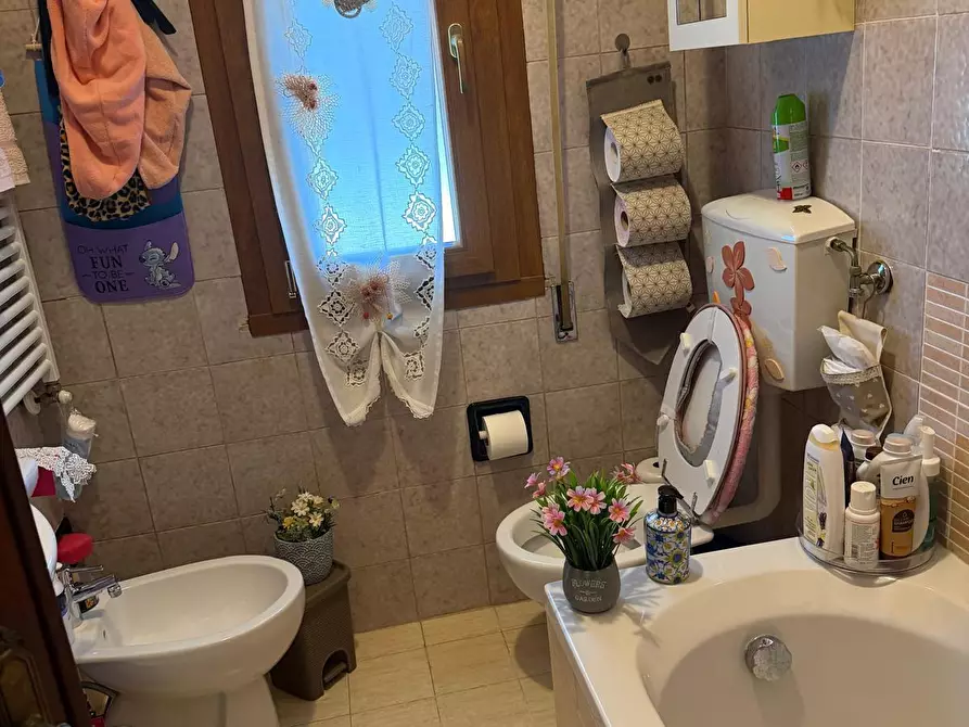 Immagine 15 di Appartamento in vendita  in Via della Pace 24 a Castelnuovo Magra