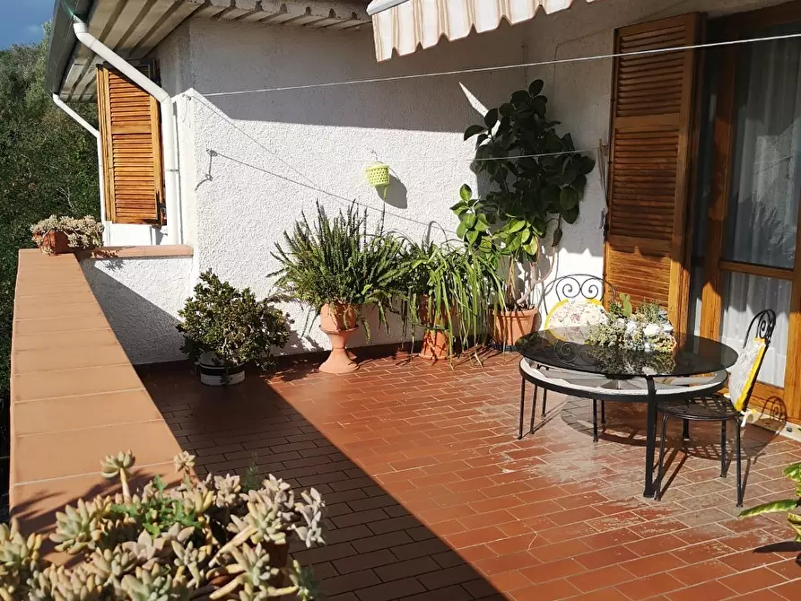 Immagine 39 di Casa semindipendente in vendita  in Via per Nicola 24 a Ortonovo