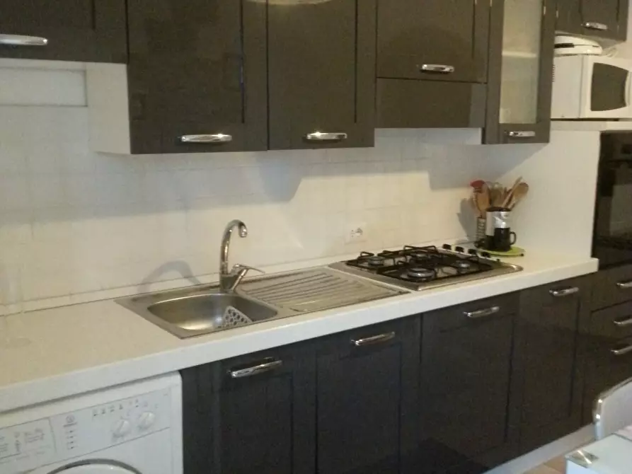 Immagine 12 di Casa semindipendente in vendita  in CORSO 40 a Ortonovo