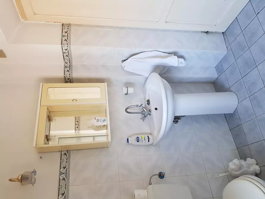 Immagine 17 di Villa in vendita  in Via Milazzo 65 a Carrara