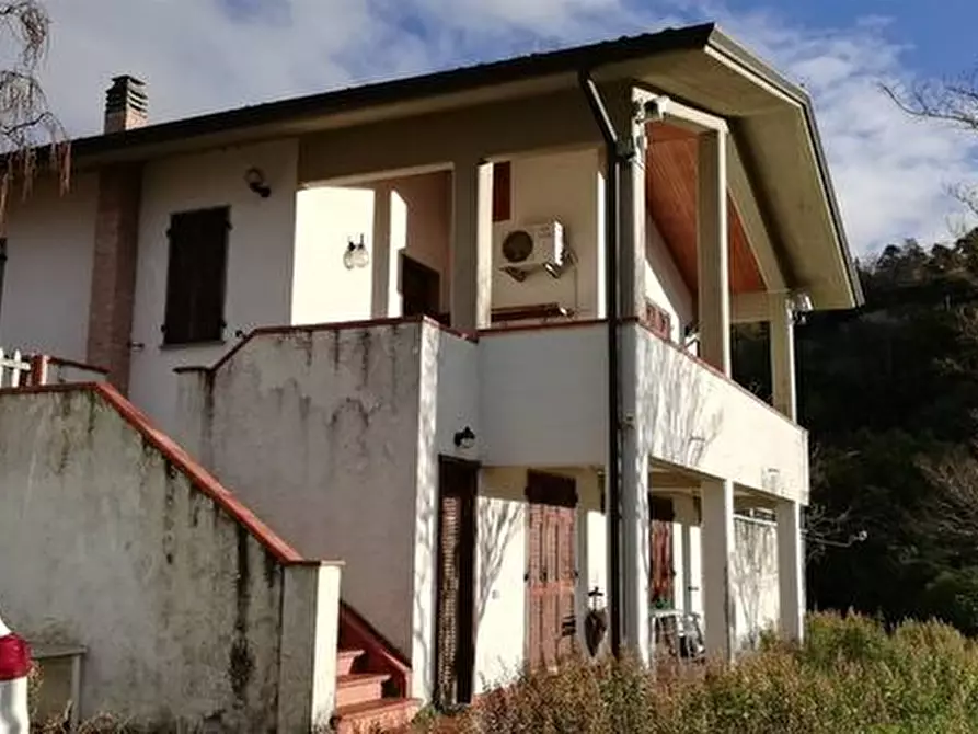 Immagine 10 di Villa in vendita  in Via Prulla 27 a Sarzana