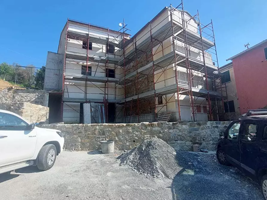 Immagine 8 di Casa semindipendente in vendita  in Via Belvedere 13 a Sarzana