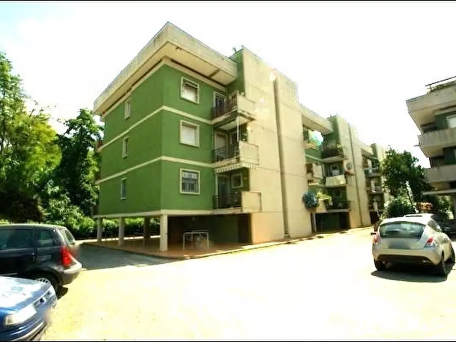 Immagine 2 di Bilocale in vendita  in Via Ugo la Malfa a Ortonovo