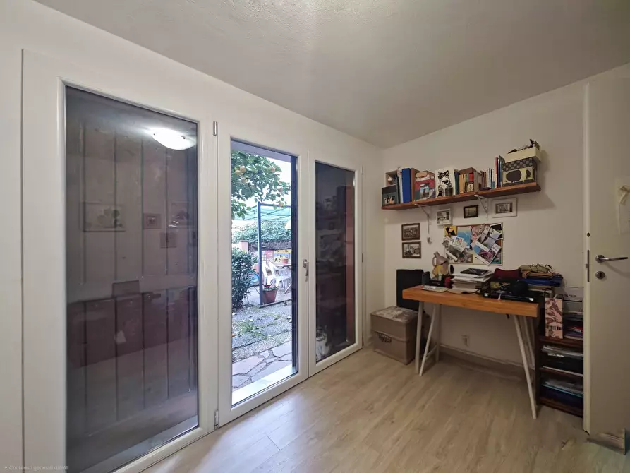 Immagine 11 di Appartamento in vendita  in Via della pace a Castelnuovo Magra