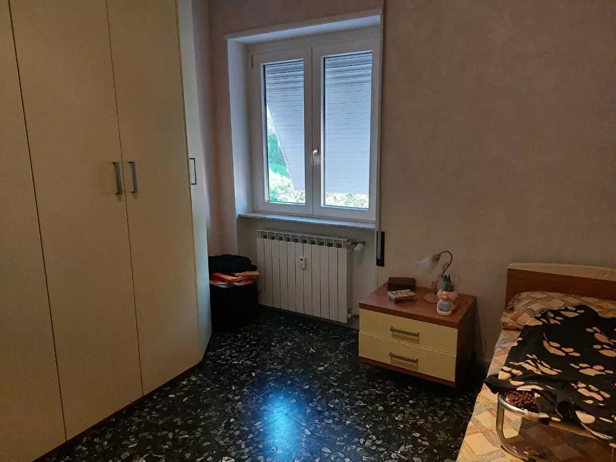Immagine 15 di Appartamento in vendita  in Via Monterosso a Carrara