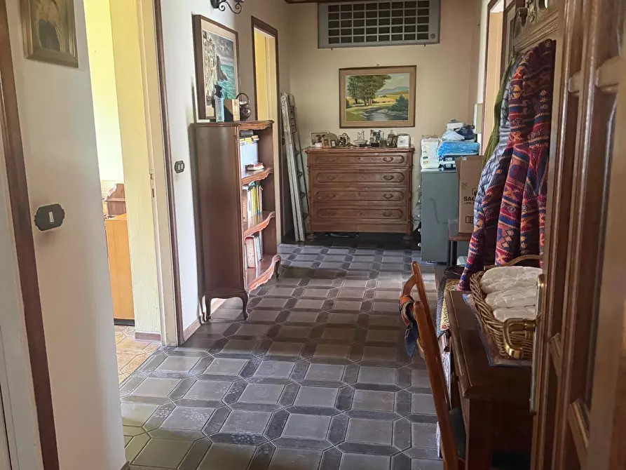 Immagine 2 di Casa semindipendente in vendita  in Via Provinciale 114 a Castelnuovo Magra