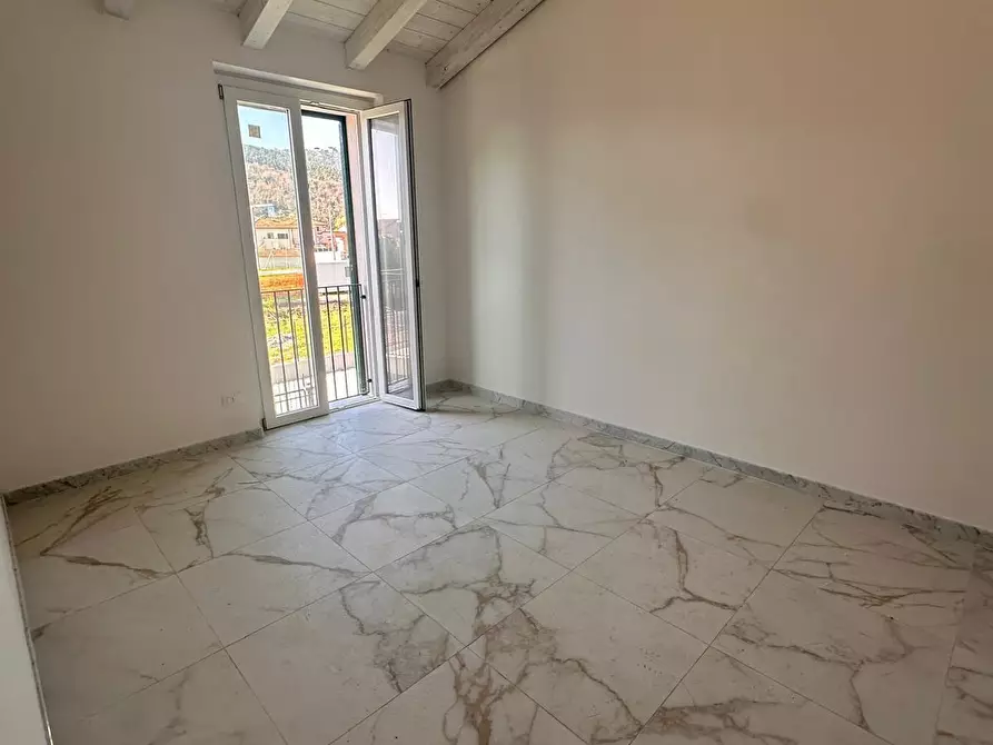 Immagine 10 di Casa semindipendente in vendita  in Via Litoranea 22 a Ameglia
