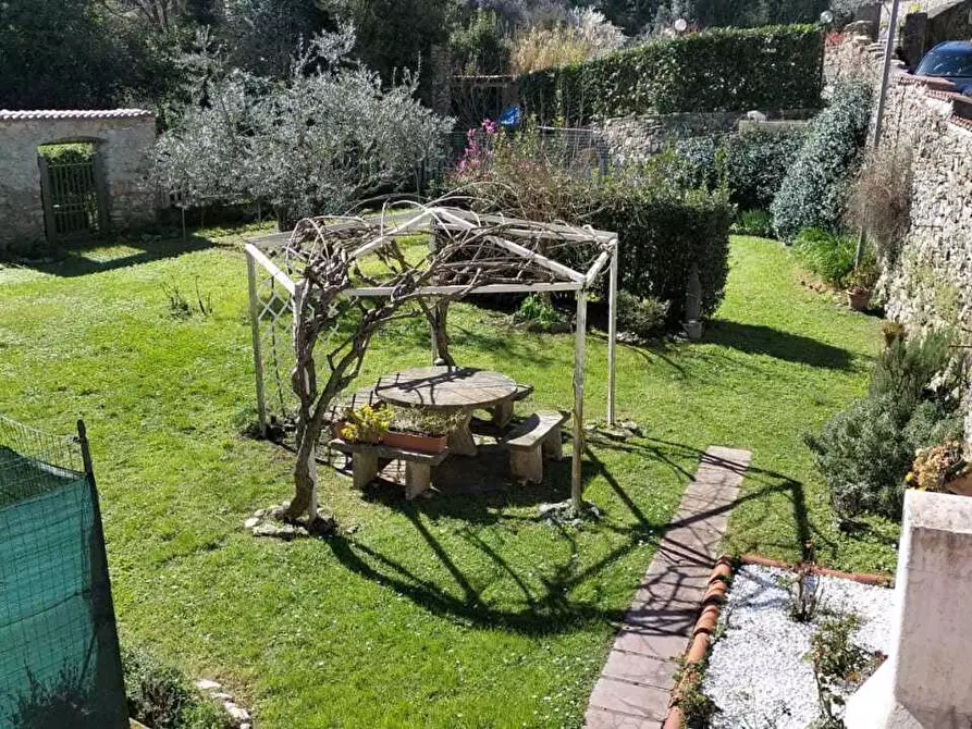 Immagine 1 di Casa semindipendente in vendita  in Via Valentini I° Traversa 39 a Arcola