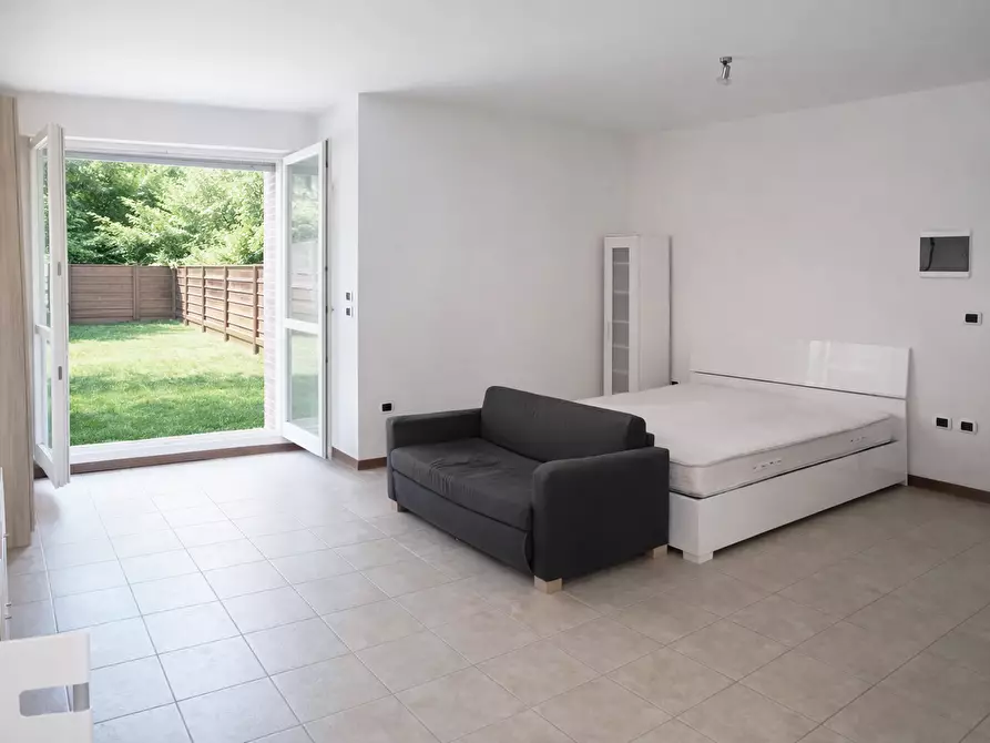 Immagine 5 di Loft/Open space in affitto  a Bologna