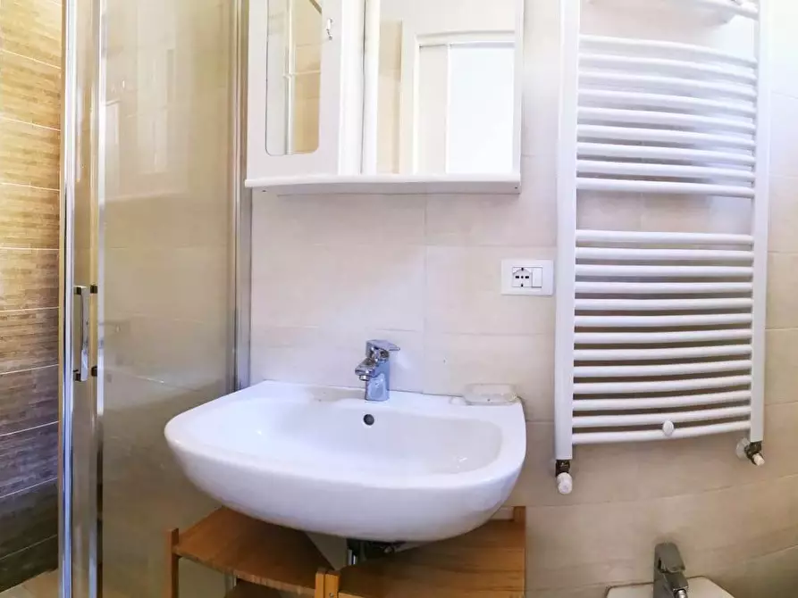 Immagine 5 di Bilocale in affitto  a Bologna