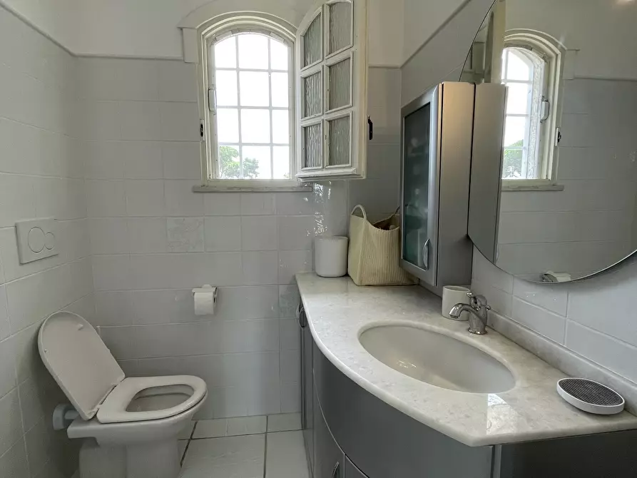 Immagine 17 di Villa in vendita  in via terracina 120 a San Felice Circeo