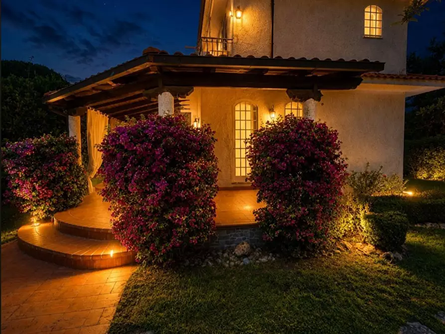 Immagine 2 di Villa in vendita  in via terracina 120 a San Felice Circeo