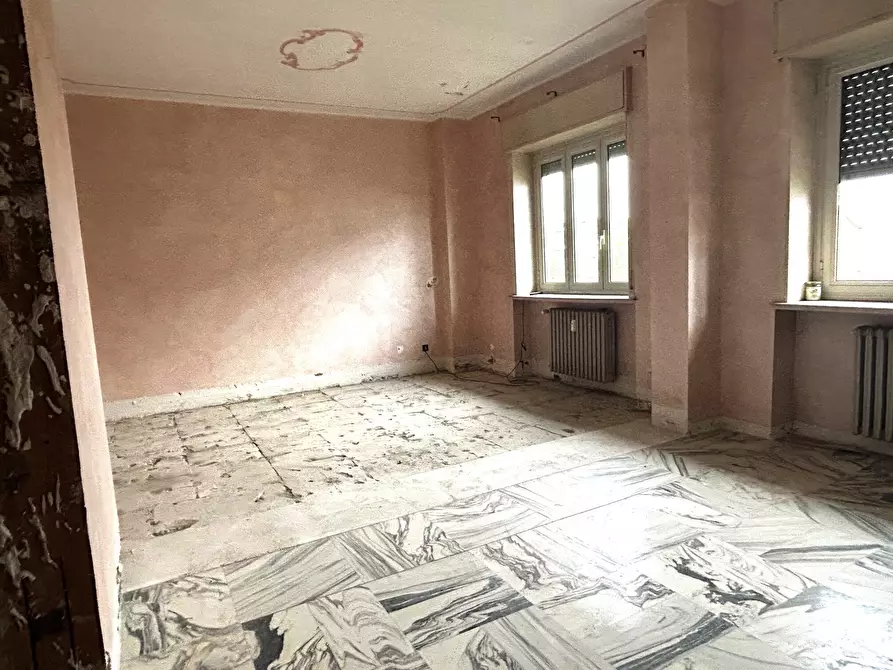 Immagine 3 di Pentalocale in vendita  in Viale Papa Giovanni XXIII 21 a Beinasco