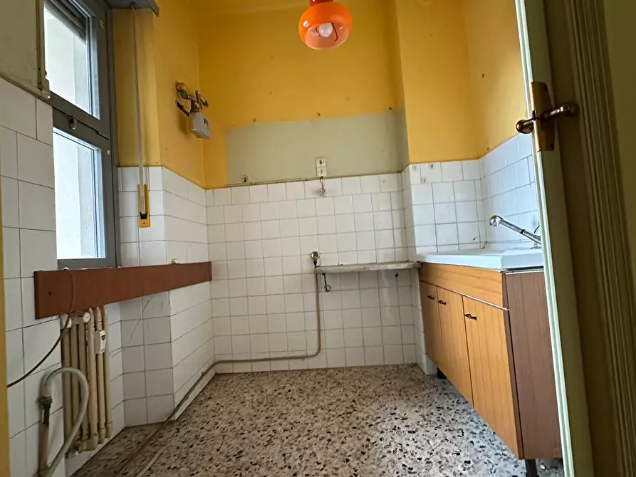 Immagine 7 di Trilocale in vendita  in Piazza Pitagora 12 a Torino