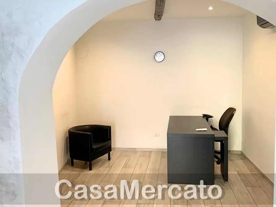 Immagine 5 di Garage in vendita  in Piazza Manin a Marino