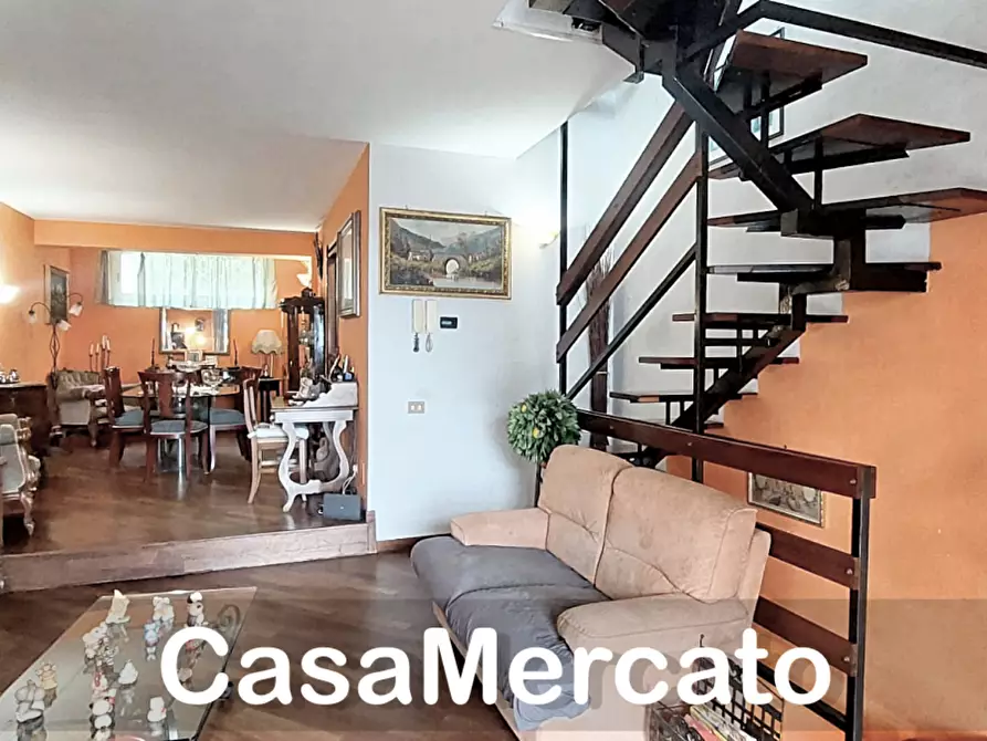 Immagine 5 di Quadrilocale in vendita  in Via Borgo Valle Vergine Campagna 13 a Rocca Di Papa