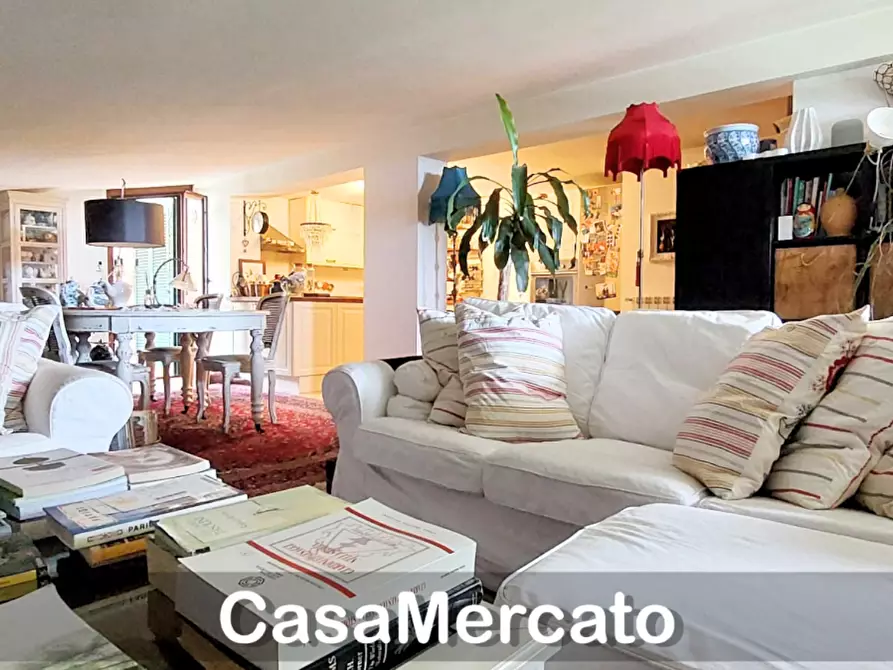 Immagine 4 di Attico in vendita  in Via San Carlo Borromeo a Rocca Di Papa