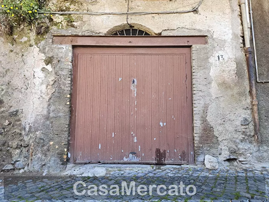 Immagine 2 di Garage in vendita  in Via Stefano De Rossi a Rocca Di Papa