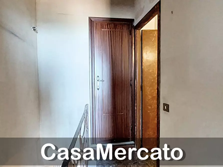 Immagine 9 di Trilocale in vendita  in Via del Porticato a Rocca Di Papa