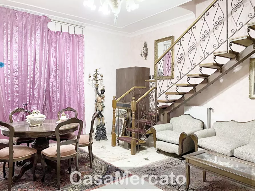 Immagine 2 di Trilocale in vendita  in via delle scalette a Rocca Di Papa