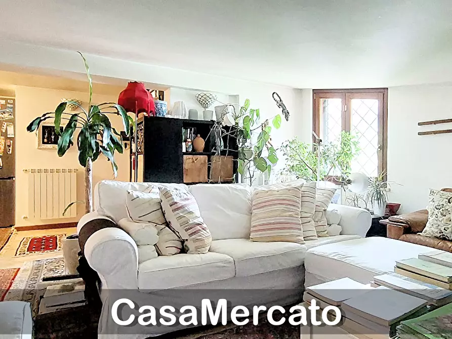 Immagine 8 di Attico in vendita  in Via San Carlo Borromeo a Rocca Di Papa