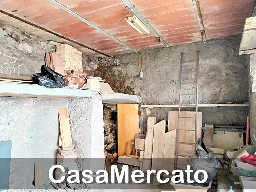 Immagine 9 di Garage in vendita  a Rocca Di Papa