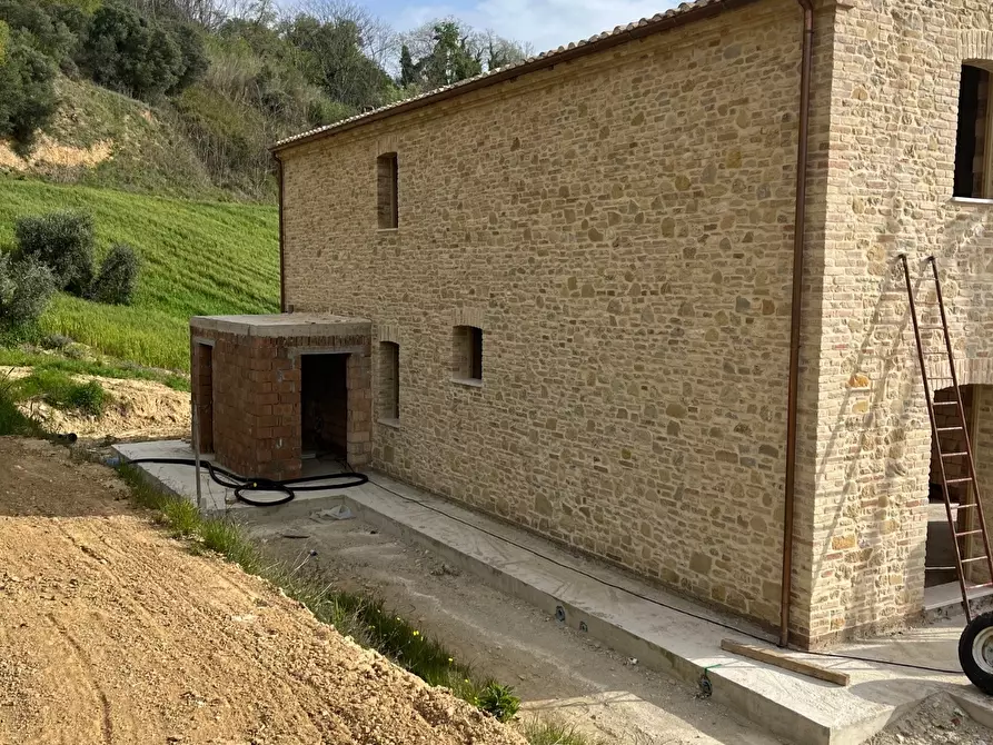 Immagine 25 di Rustico / casale in vendita  a Ripatransone