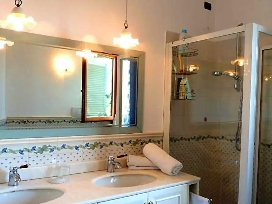 Immagine 19 di Casa indipendente in vendita  a San Benedetto Del Tronto