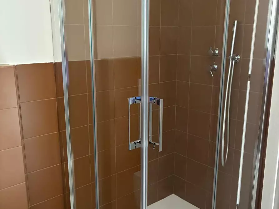 Immagine 25 di Quadrilocale in affitto  a San Benedetto Del Tronto