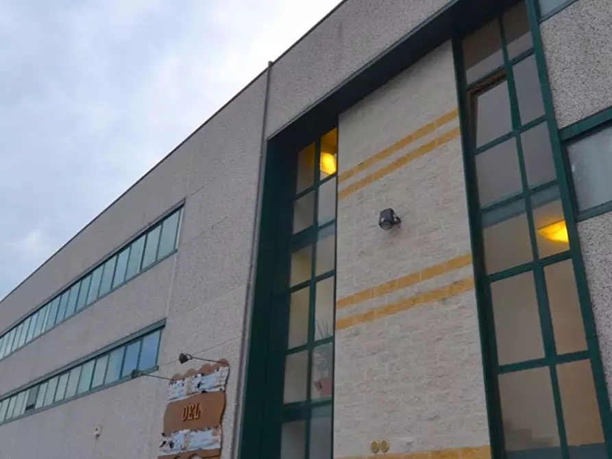 Immagine 4 di Laboratorio in vendita  a San Benedetto Del Tronto