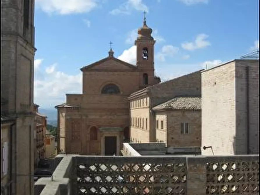 Immagine 1 di Casa indipendente in vendita  a Montefiore Dell'aso